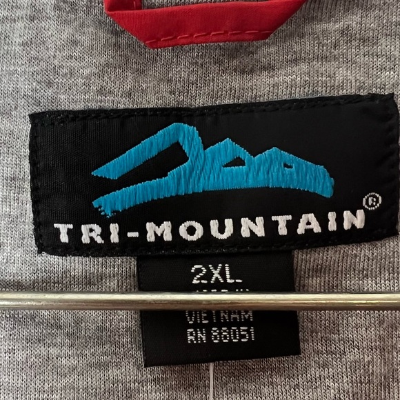 Tri-Mountain Red a white V Neck Long Sleeve Windbreaker Size 2XL - Picture 4 of 7